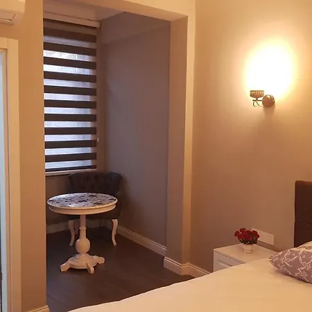 Little Palace Blue Istambul