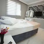 Otel Little Palace Blue