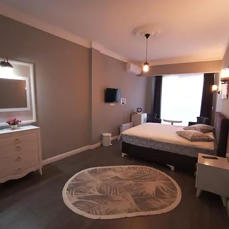 Otel Little Palace Blue 2*