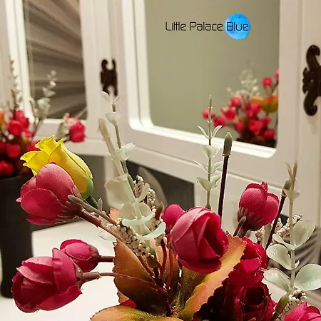 Little Palace Blue 2*