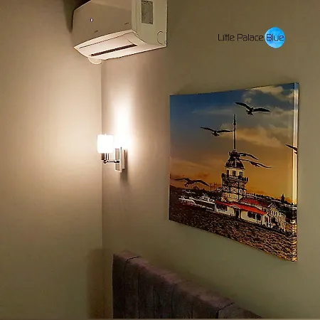 Little Palace Blue Hotel