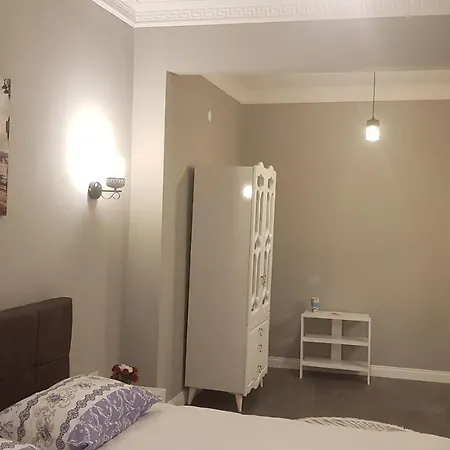 Hotel Little Palace Blue Istanboel