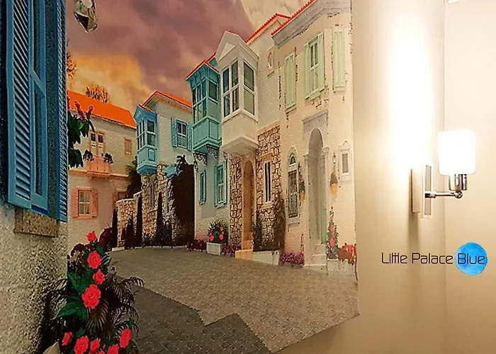 Little Palace Blue 2*