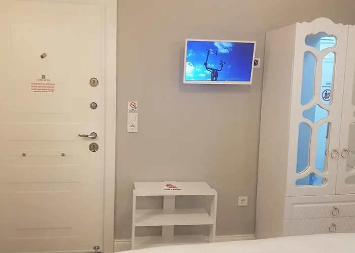 Ξενοδοχείο Little Palace Blue