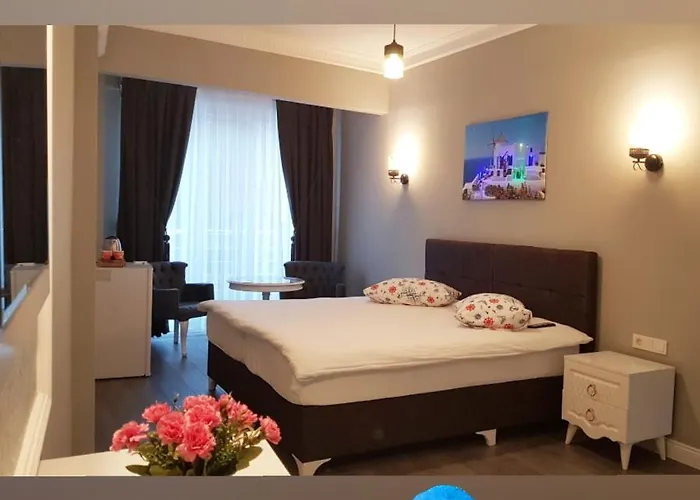 Ξενοδοχείο Little Palace Blue