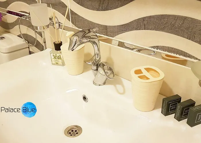 Little Palace Blue Szálloda 2*