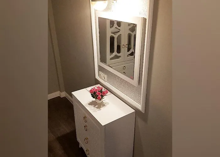 Little Palace Blue Szálloda